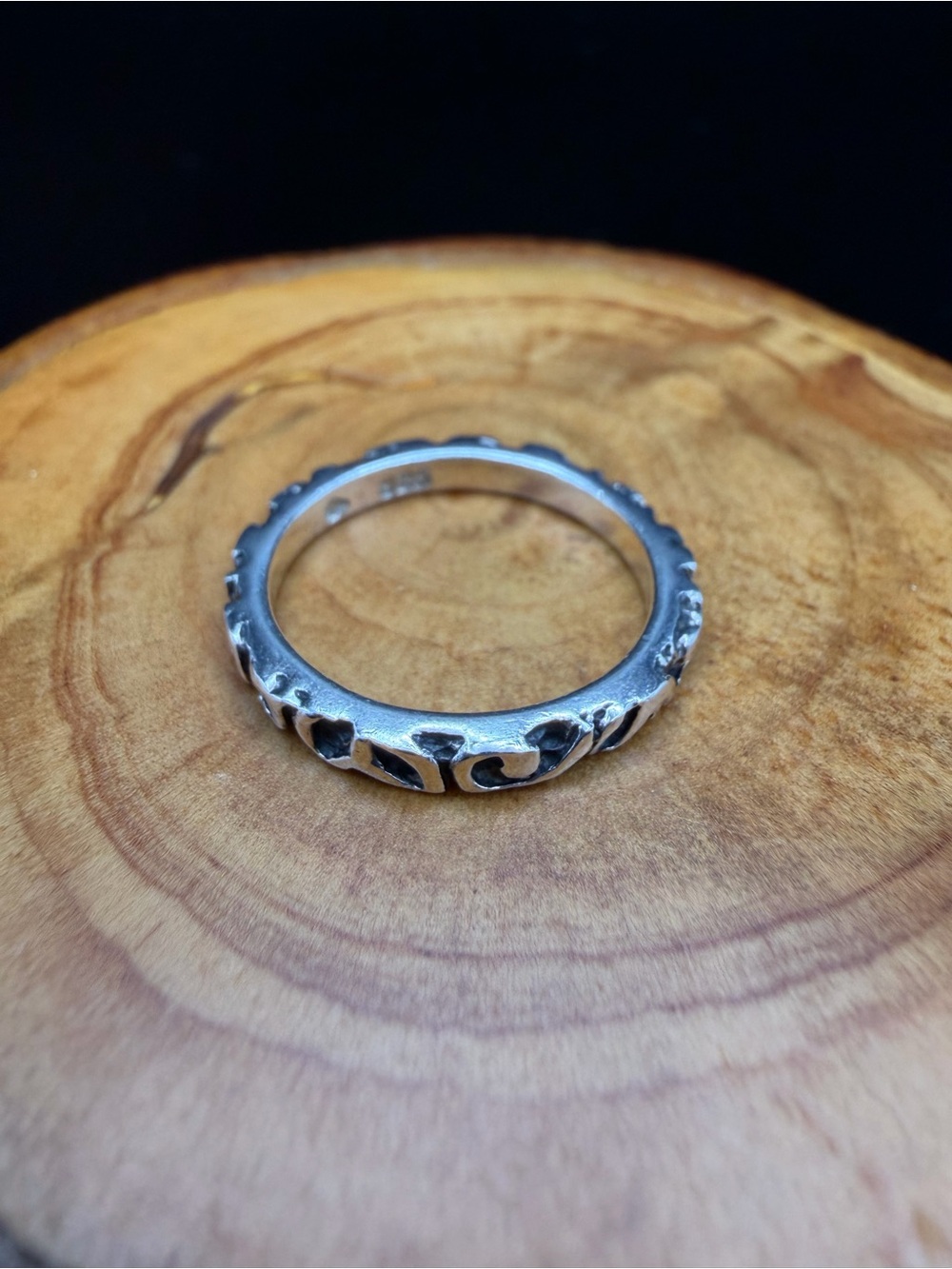 Sterling Silver Textured Design Stacking Band Ring - Size 6.75 - 2.7g